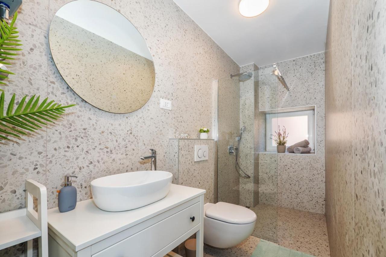 Lucio Suites Сплит Экстерьер фото