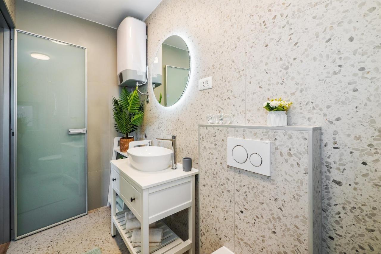 Lucio Suites Сплит Экстерьер фото